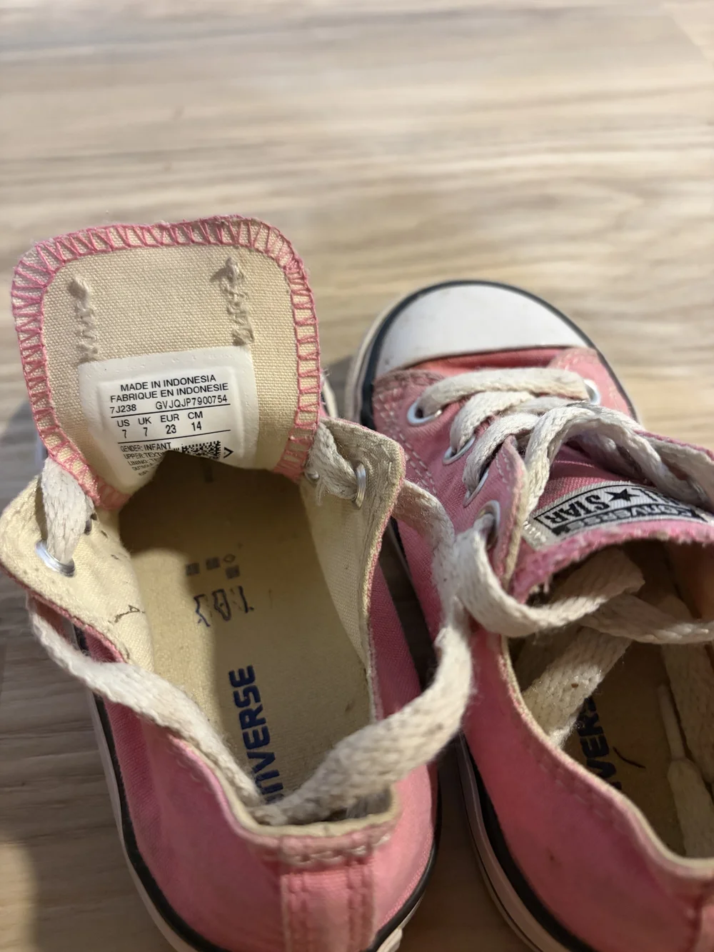 Converse Kids Low-Top Canvas Sneakers in Coral Pink and Cream